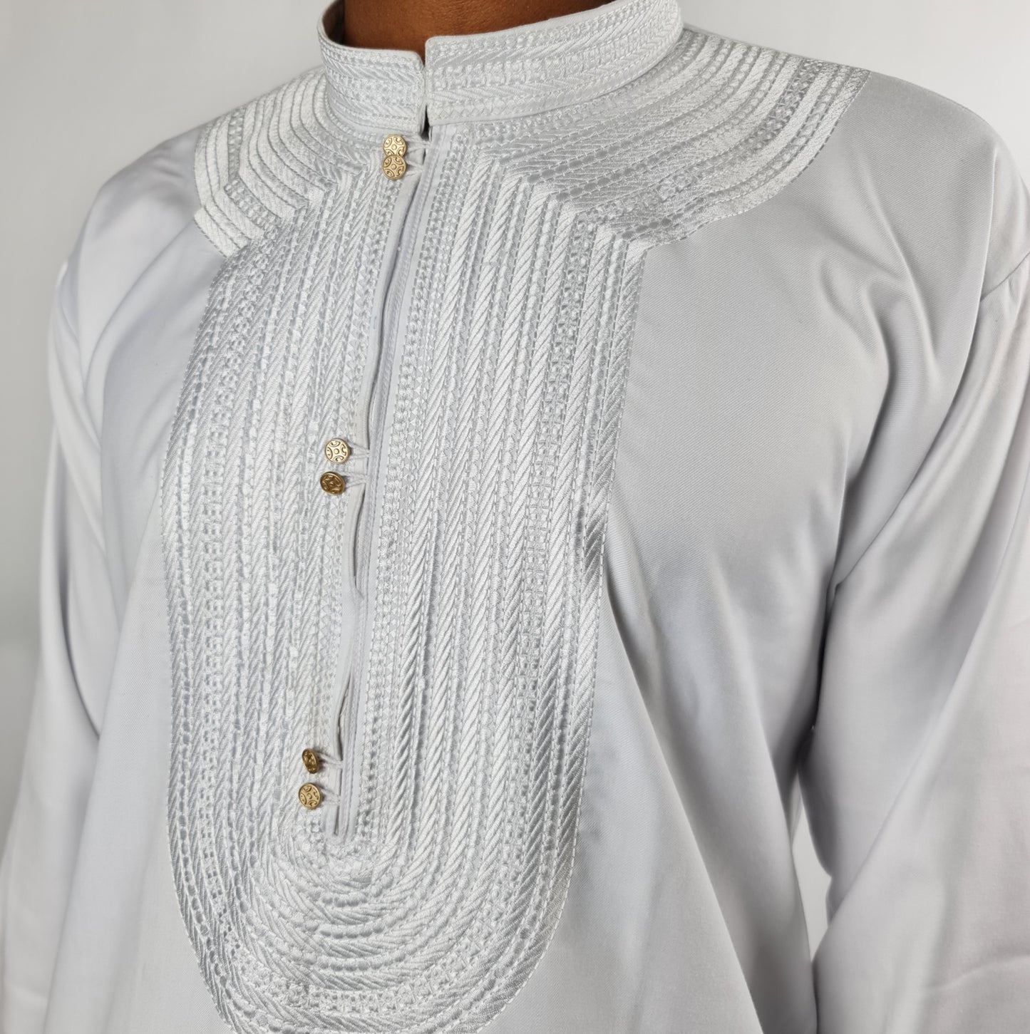 White Embroidered Kuwaiti Thobe